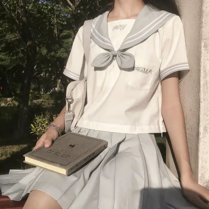 小袋鼠戴茜